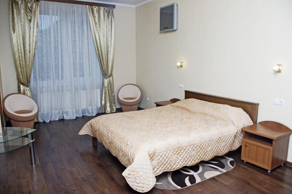 חארקיב Sv Park Hotel מראה חיצוני תמונה