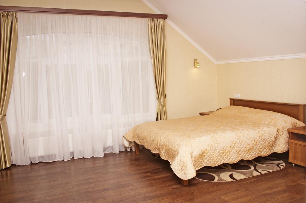 חארקיב Sv Park Hotel מראה חיצוני תמונה
