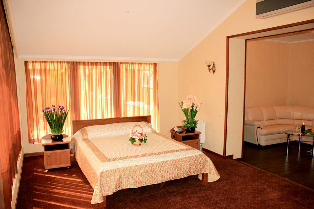 חארקיב Sv Park Hotel מראה חיצוני תמונה