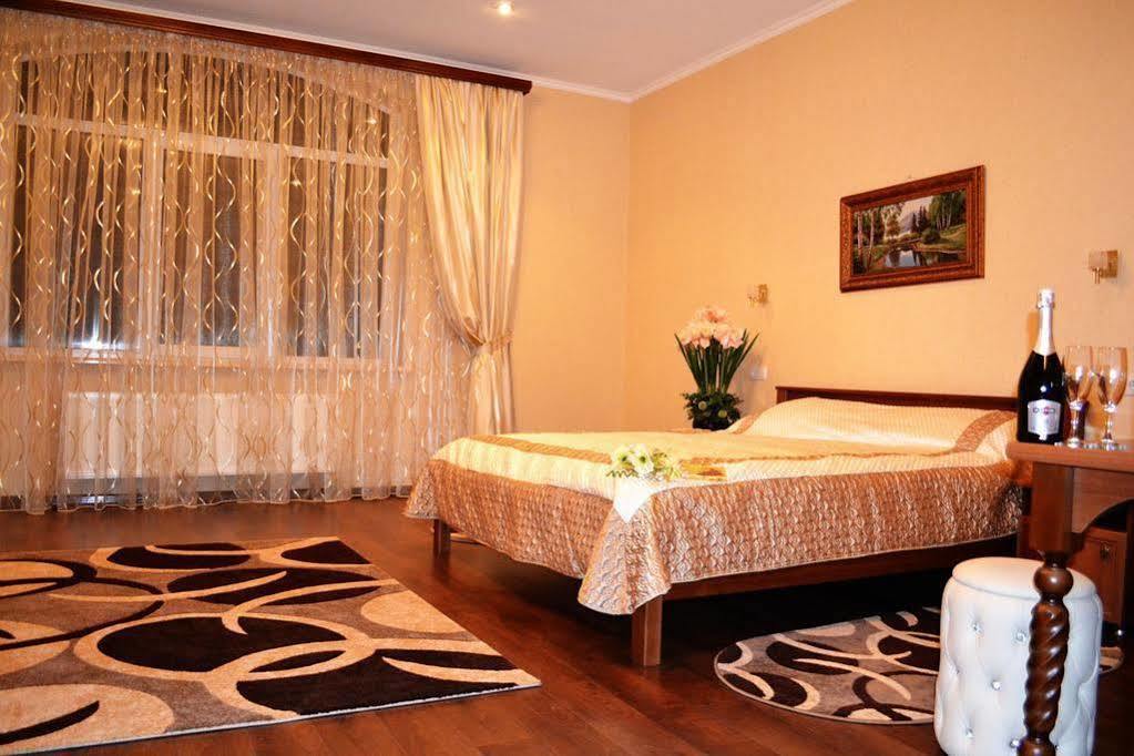 חארקיב Sv Park Hotel מראה חיצוני תמונה